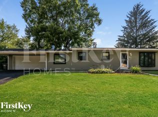 67 Austin Ave, Carpentersville, IL 60110