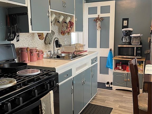 4th image of 4358 Redding Rd