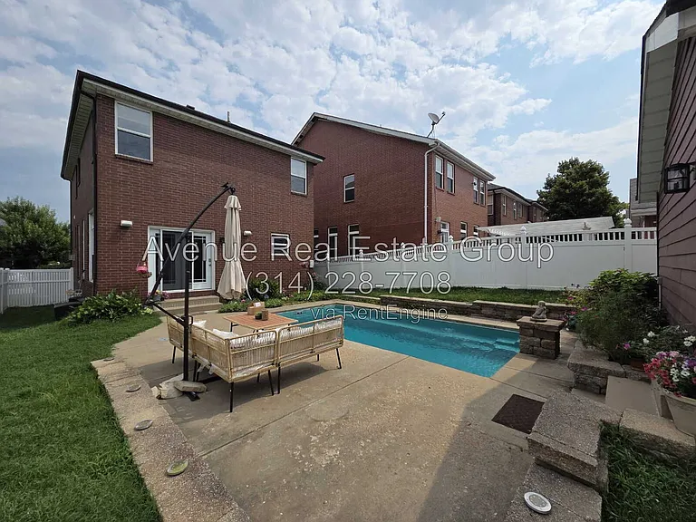 3948 Blaine Ave — Photo 25