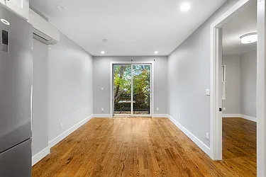 Rented by Safdie Realty Group