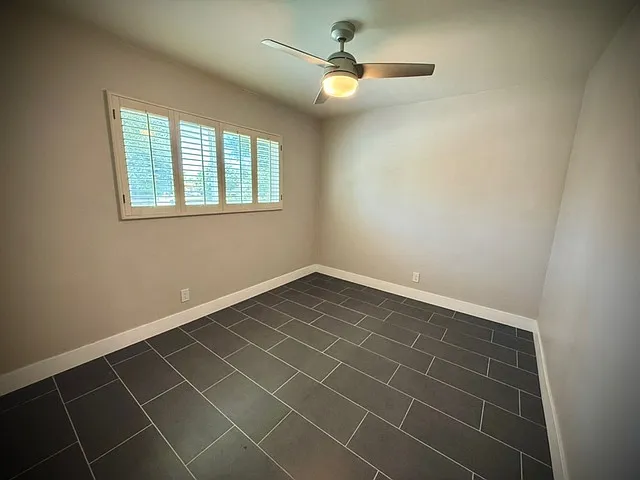 496 Converse Ave — Photo 8