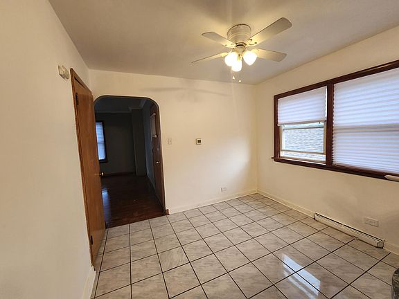 5th image of 8836 S Harper Ave #2