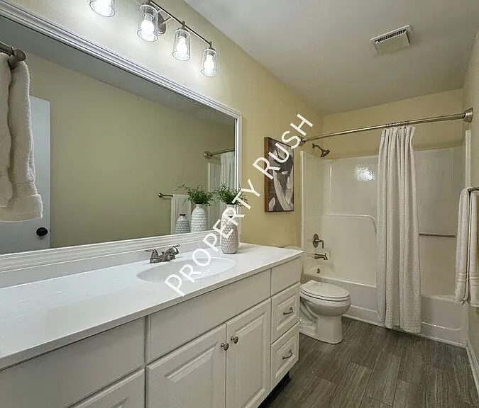 8740 Millard Lee Ln #8740 — Photo 10