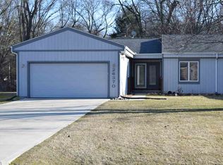 26370 Quail Ridge Dr, Elkhart, IN 46514