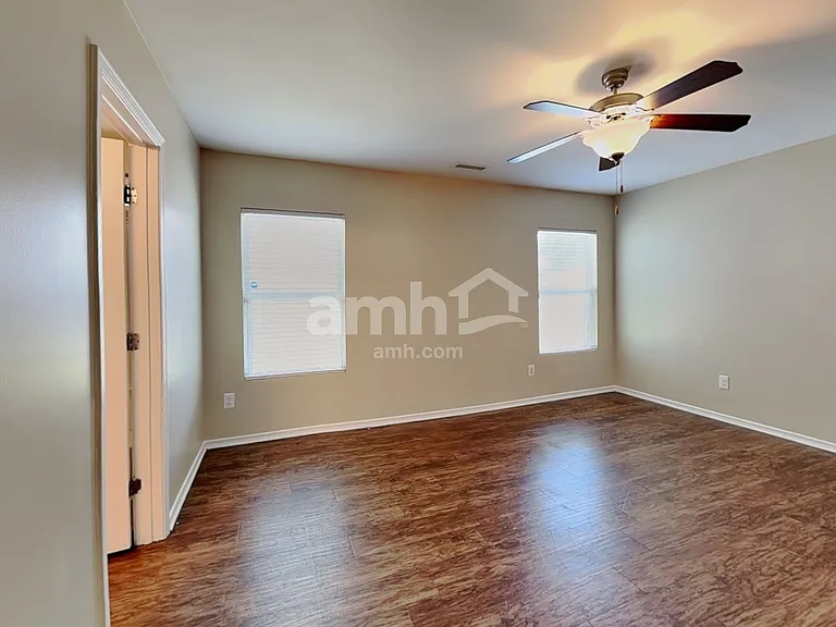 171 Plymouth Dr — Photo 8