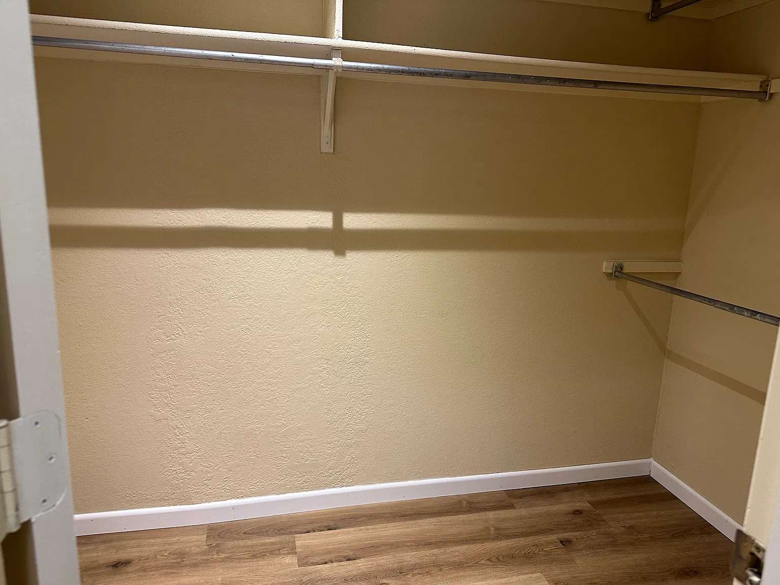 1 bed, 827 sqft, $1,425 — Photo 4