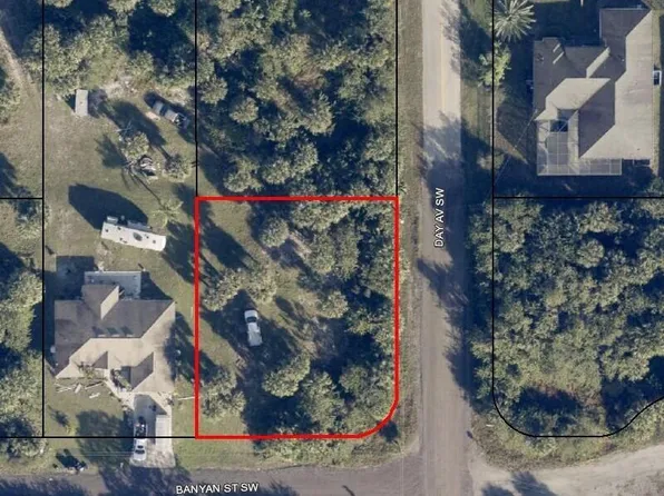 661 Banyan St SW, Palm Bay, FL 32908