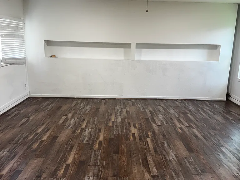 7402 Campeachy Ln — Photo 14