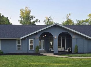 15875 Kettington Rd, Chesterfield, MO 63017