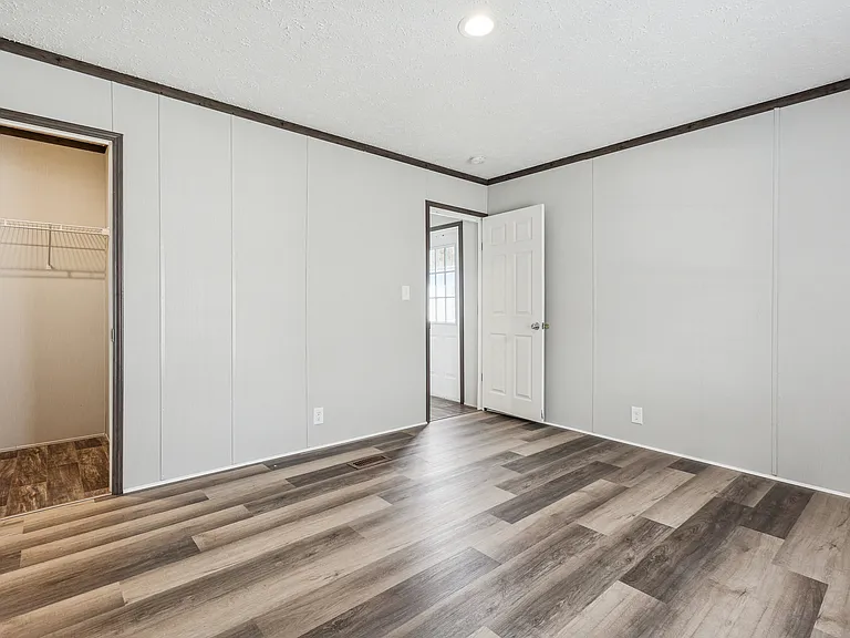 8780 Smithfield Apts Ln #23 — Photo 10