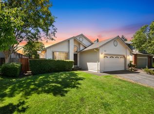 2154 Longhorn Cir, Santa Rosa, CA 95401