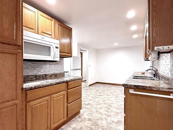 3rd image of 1730 Indian Rd