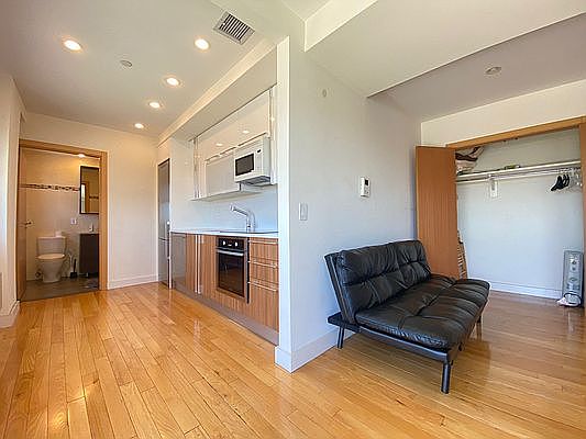5th image of 31-35 31st St #701
