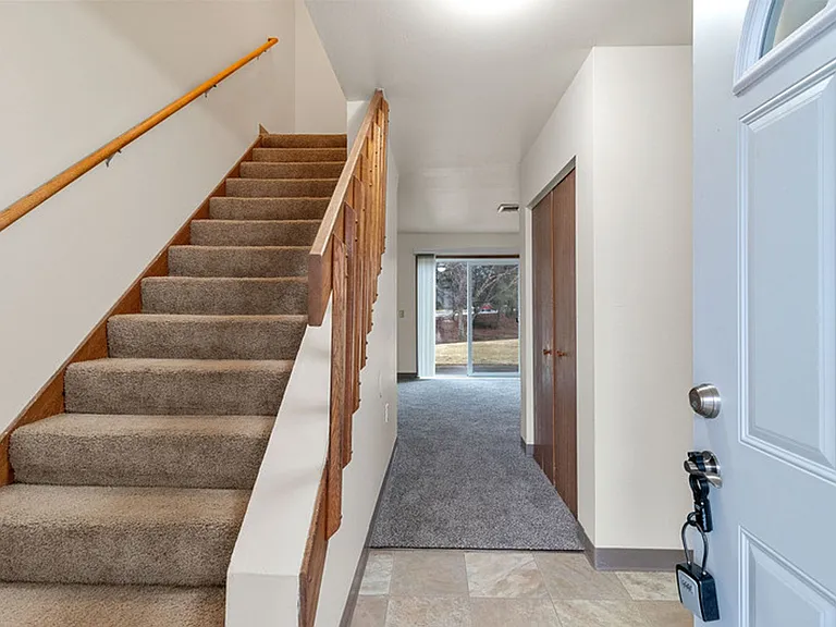 Hickory Drive and Pinecrest Apartments — Photo 34