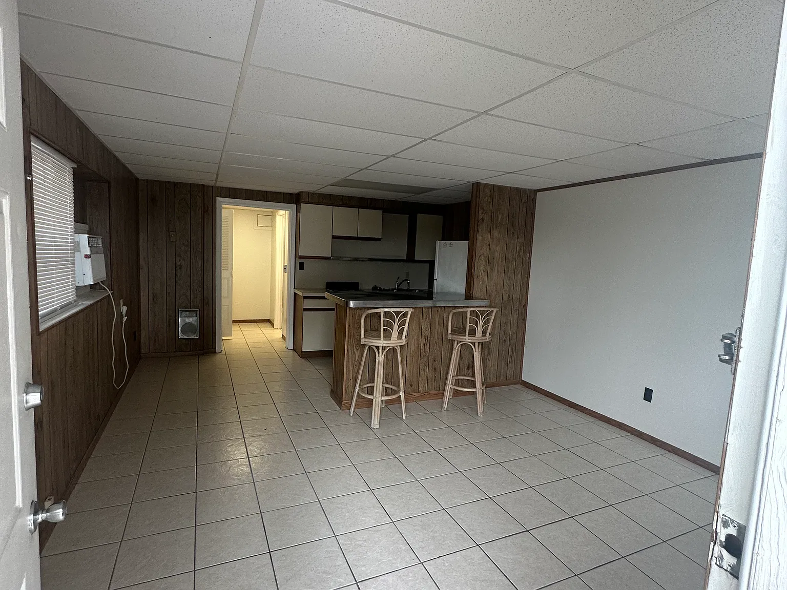 Studio, 675 sqft, $795 — Photo 2