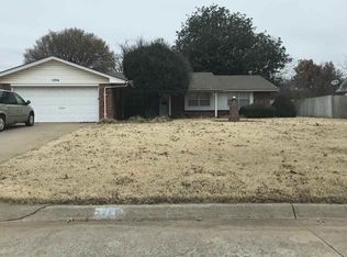 1206 Gannon Ave, Enid, OK 73703