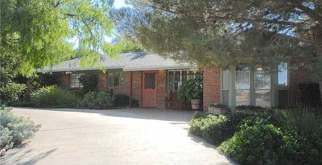 1st image of 421 De Soto Ave