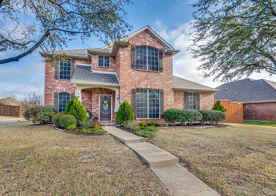 1st image of 2716 Sequoia Ln