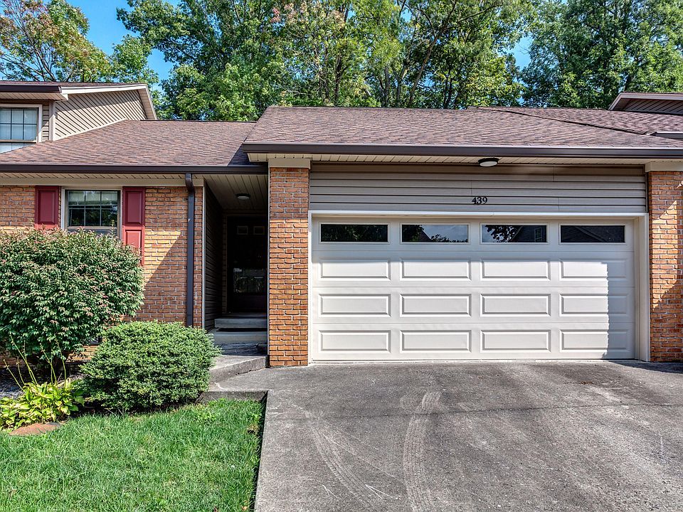 1st image of 439 Amanda Cir