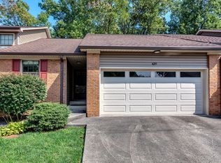 439 Amanda Cir, Knoxville, TN 37922