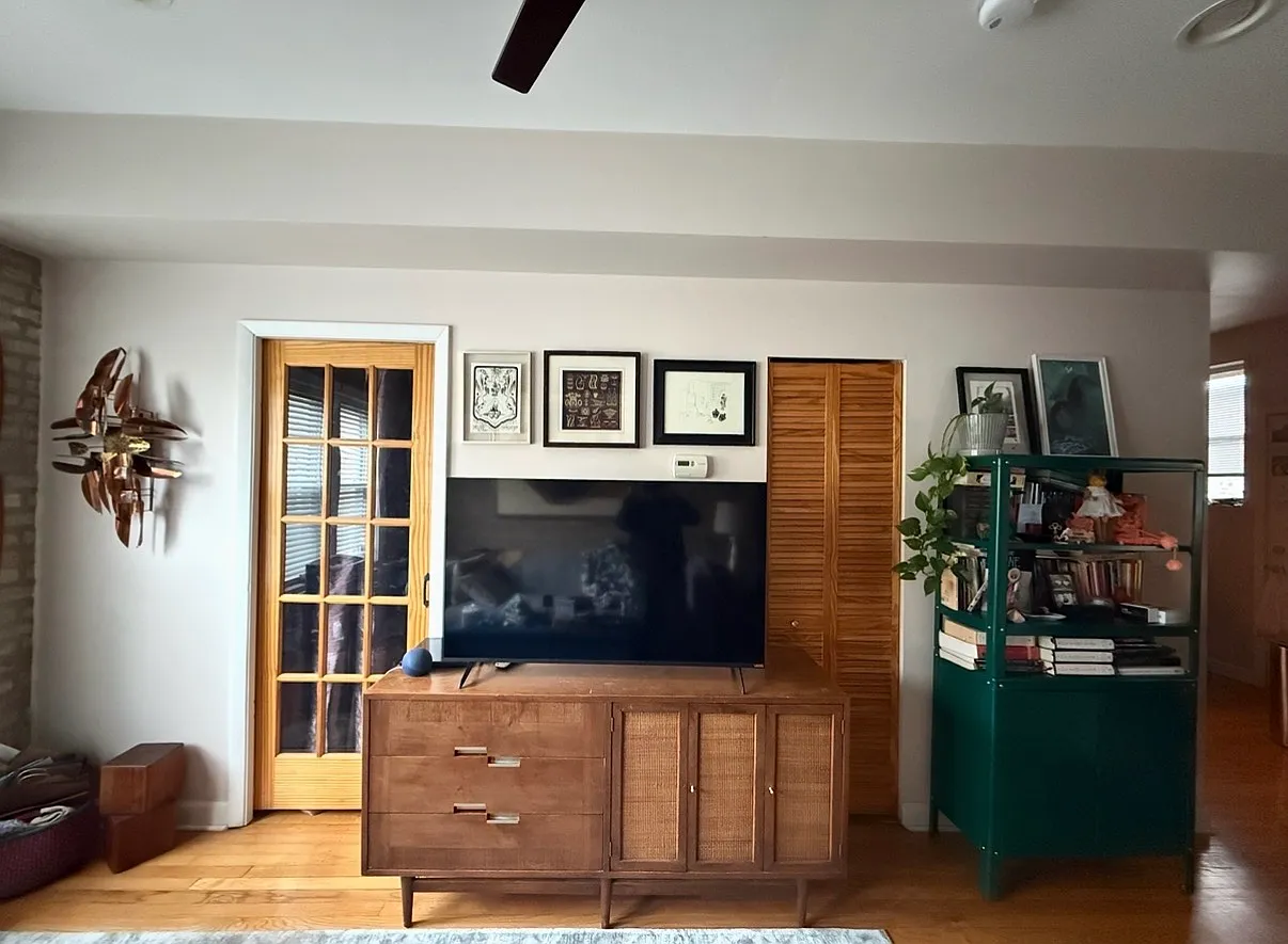 2 bed, 750 sqft, $2,200 — Photo 1