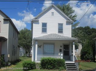 231 4th St, Blakely, PA 18447