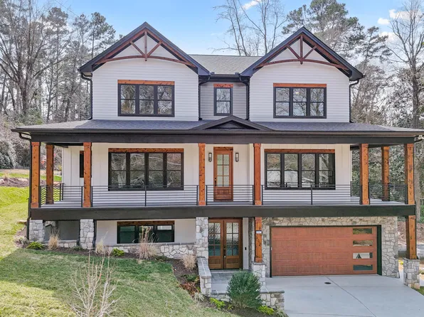 2907 Churchill Rd, Raleigh, NC 27607