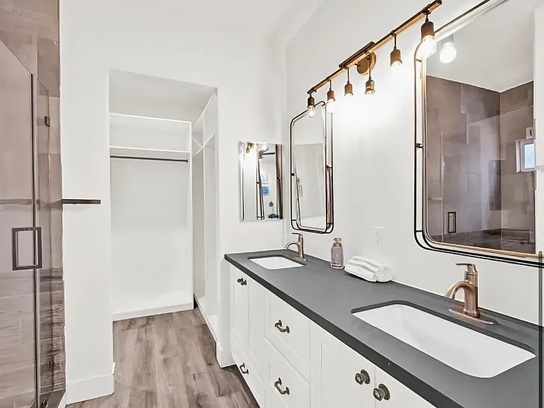 12428 Lilac Ct — Photo 9
