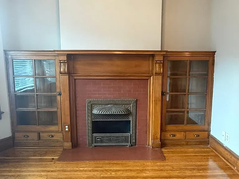 16 Wellesley St #4 — Photo 2