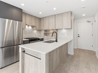 19577 65b Ave #107, Surrey, BC V3W8S2