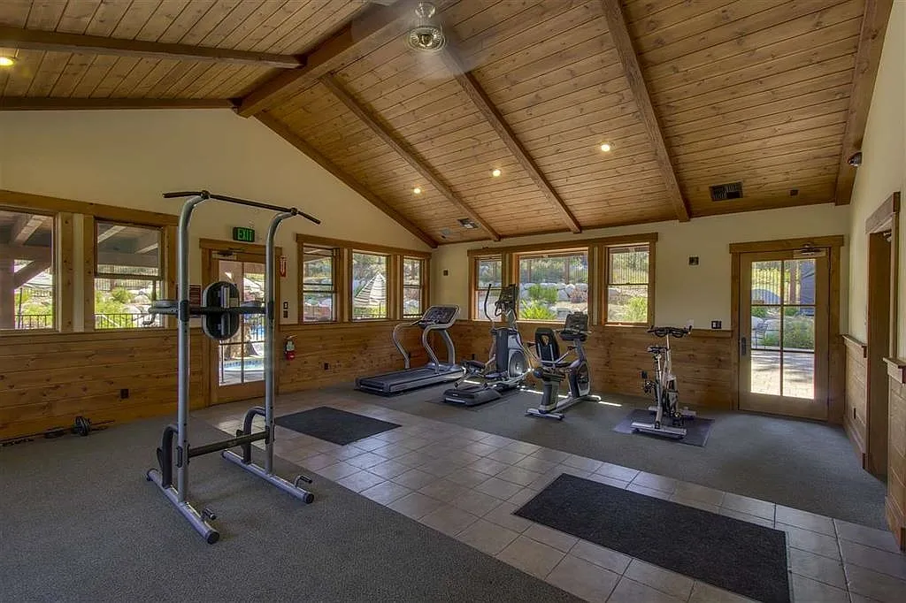 Photo 2 of 11 - 11574 Dolomite Way #A - Truckee, CA Building Photo - 11574 Dolomite Way #A