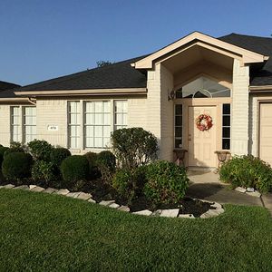 404 Spencer Lndg E, La Porte, TX, 77571