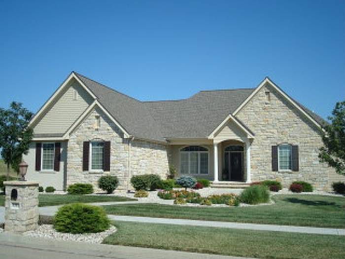 1st image of 2311 Heartland Dr