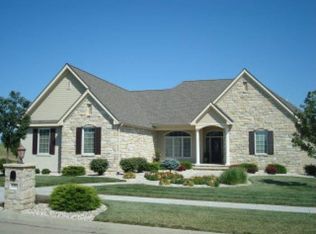 2311 Heartland Dr, Manhattan, KS 66503