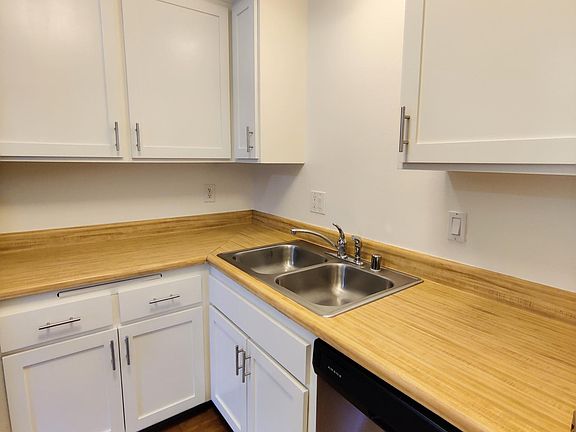 4th image of 4248 Arch Dr