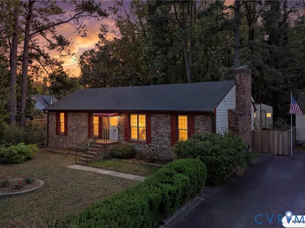 237 Spring Dr, Colonial Heights, VA 23834