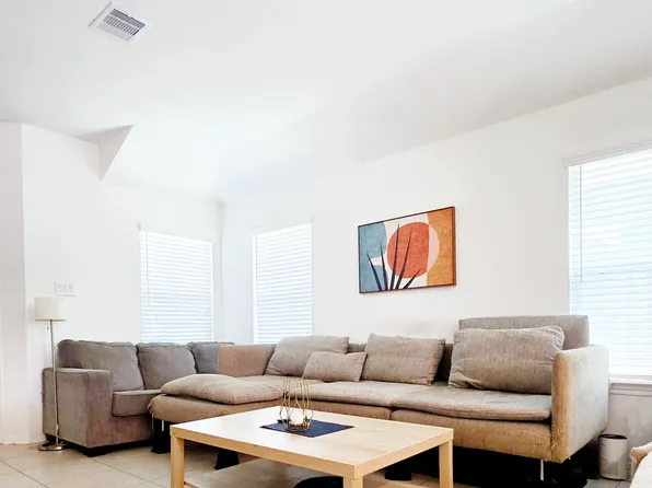 (undisclosed Address), Houston, TX 77078