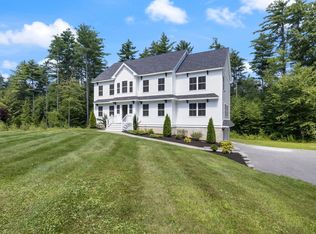 21 Sanborn Rd, Hampton Falls, NH 03844