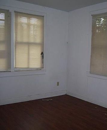 4th image of 4227-29 Walmsley Ave