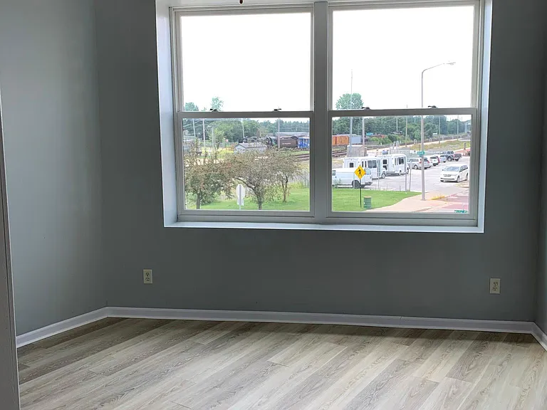 700 S Main St #202 — Photo 8
