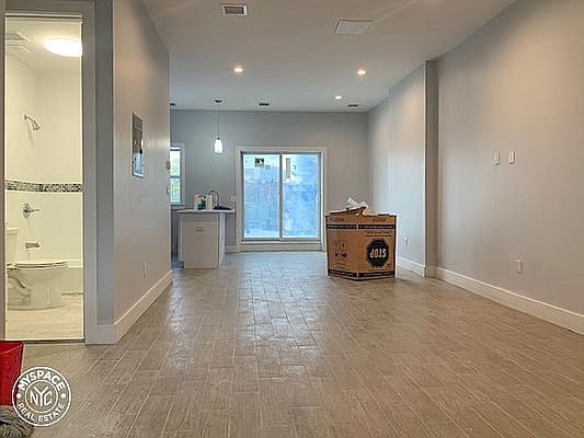 5th image of 264 Bleeker Pl #3A