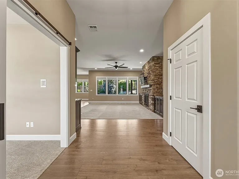 2643 Molten Ct — Photo 2