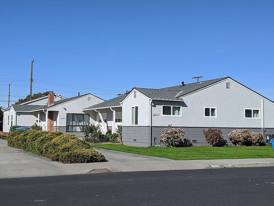 1st image of 2337 Hart Ave