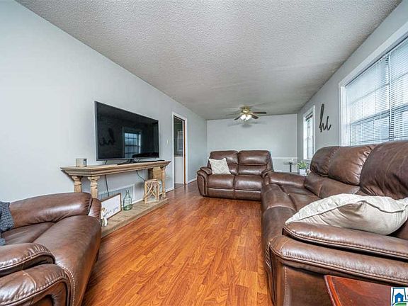 5th image of 2624 Vann Dr