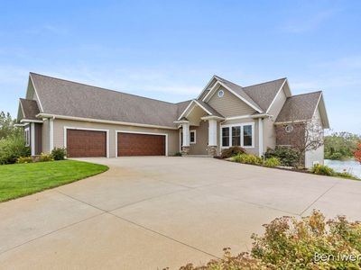 1866 Sunset Dr, Dorr, MI, 49323