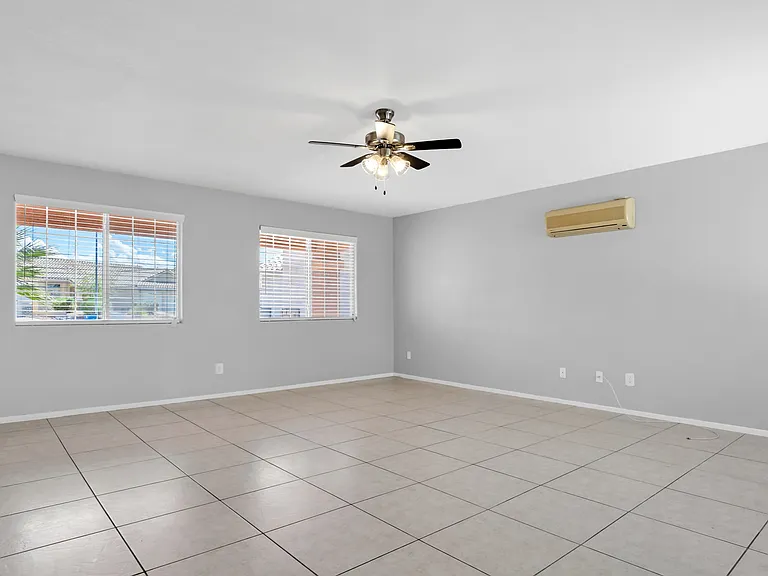 251 Ventana Village Ln — Photo 3