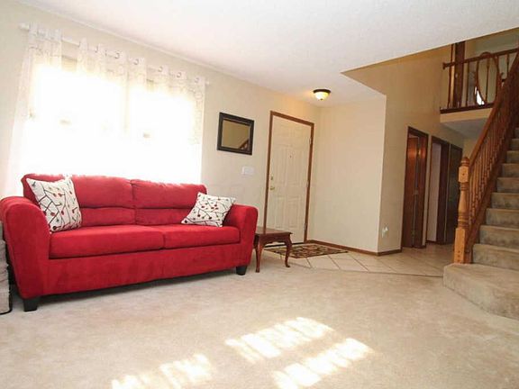 5th image of 4647 Stonehill St