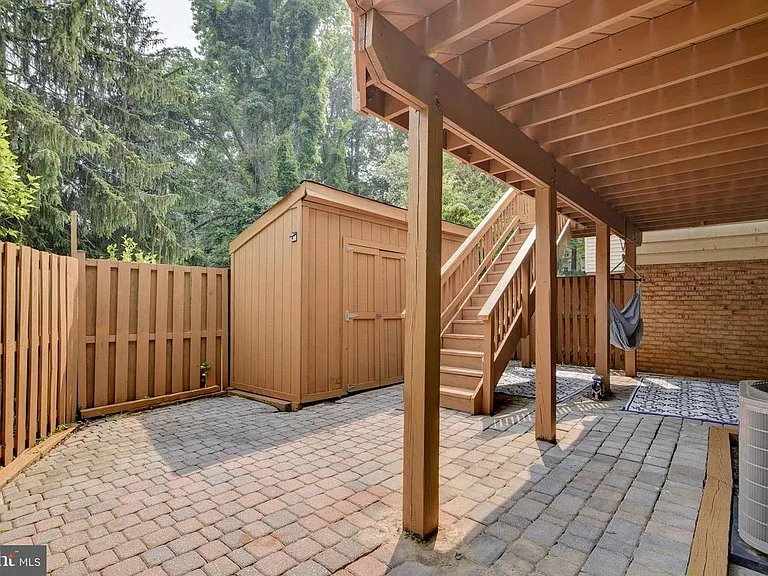 6341 Buffie Ct — Photo 34