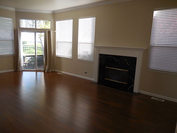 3rd image of 1860 Adobe Creek Dr