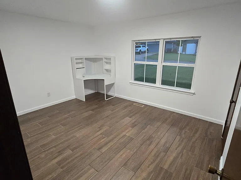 8912 N Markwell Ave — Photo 10